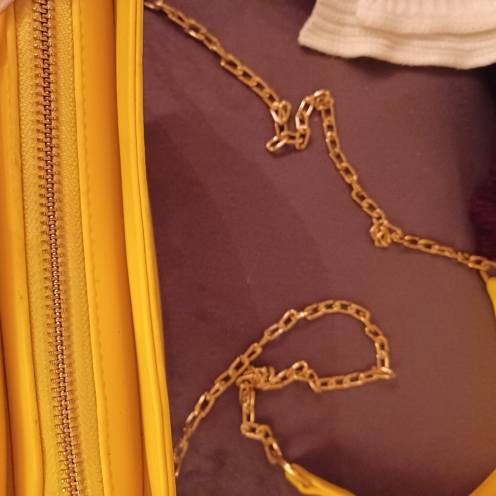 Purse - Picture 4 of 4